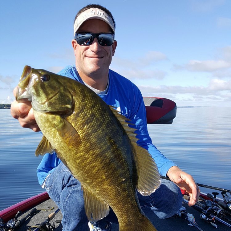 How To Catch Smallmouth Bass In Lakes?
